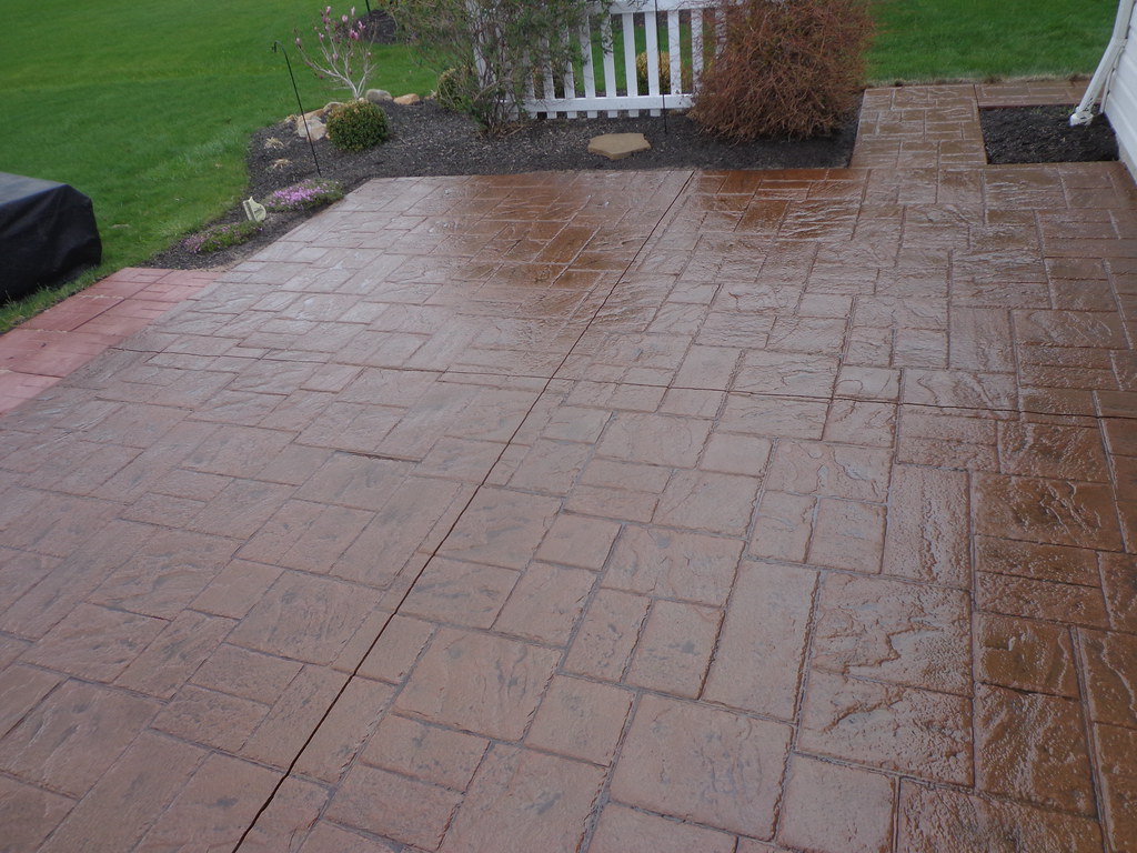 this image shows stamped concrete driveway in San Diego, California